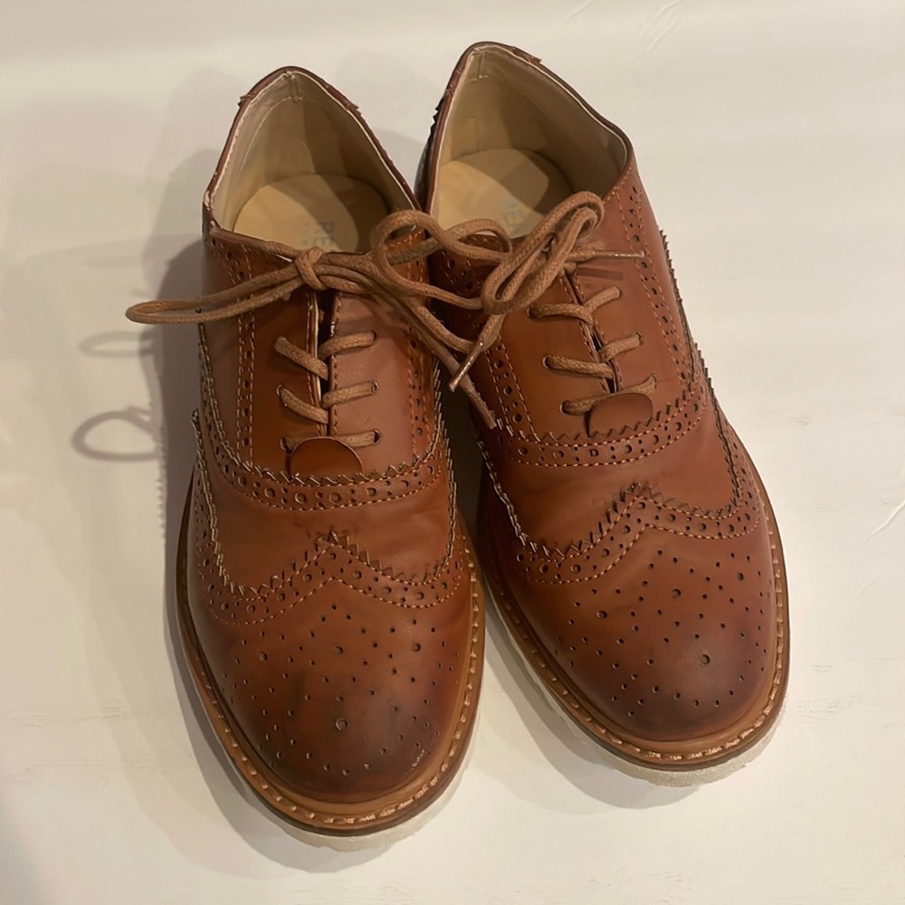 Kenneth Cole Reaction Boys Size 1 Dress Shoes